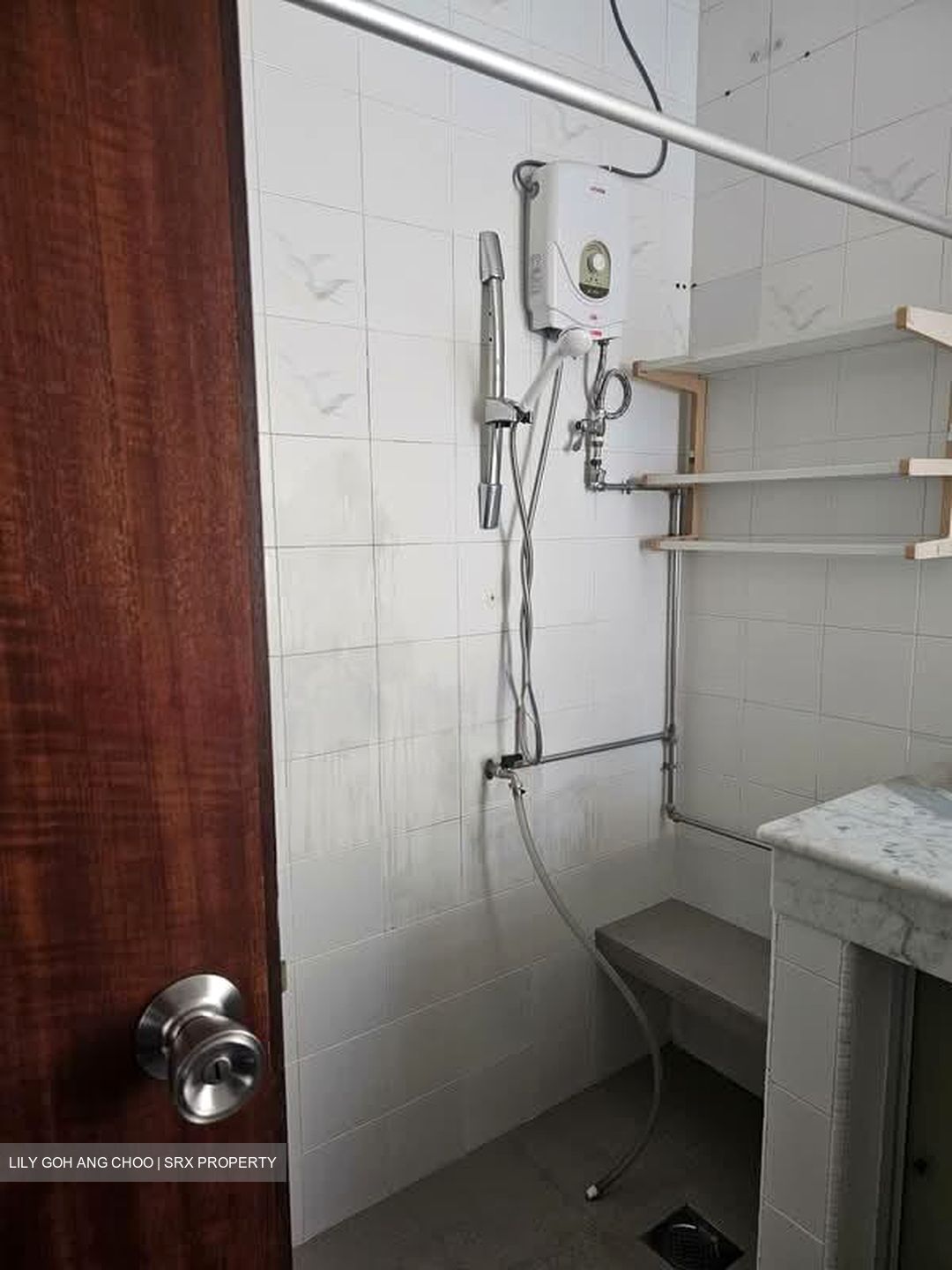 Upper East Coast Road (D16), Condominium #558995521